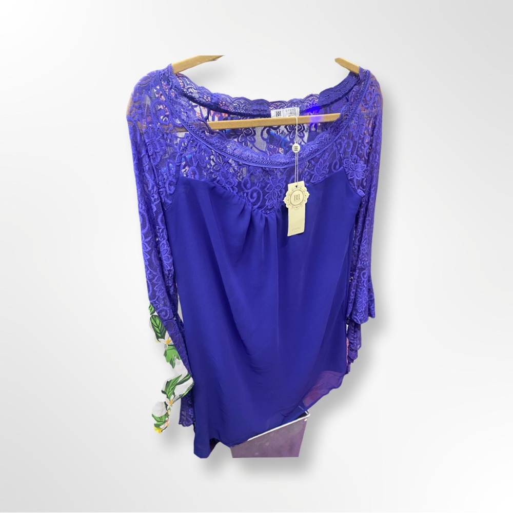 69 NWT BLUE LACE SLEEVE DRESS